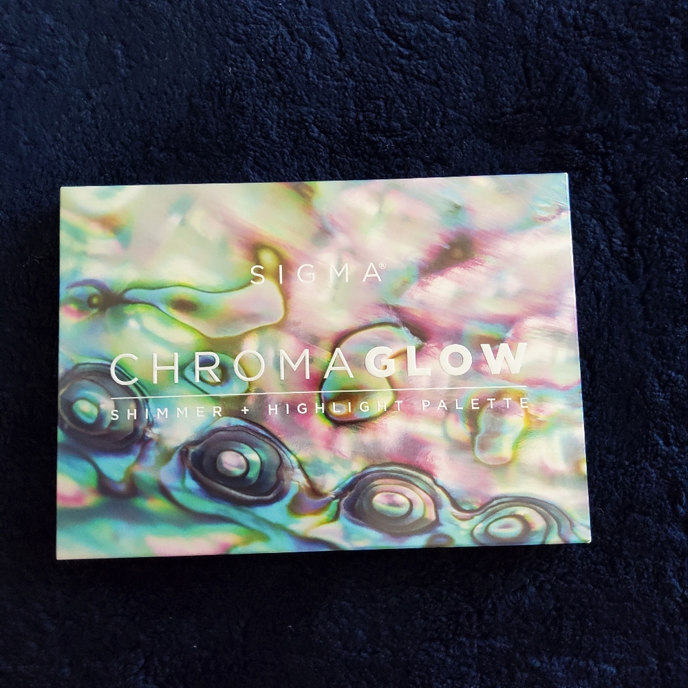 Sigma Chroma Glow palette